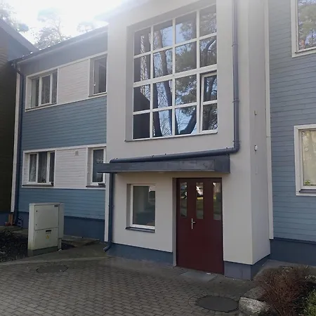 And Cosy 1 Bedroom Lielupe Apartment *
